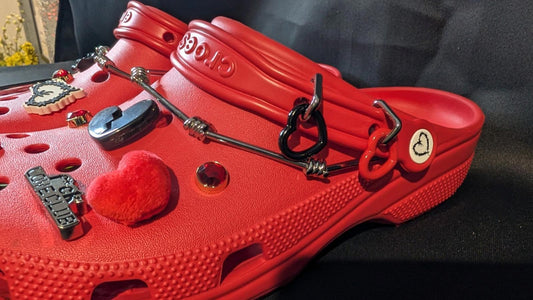 New Crocs Classic Clog Karol G Red Limited Edition